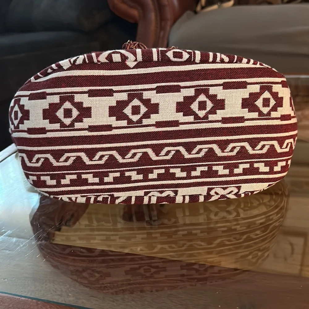 Vieta Fashion Vintage handbag Aztec design boho chick styles.
